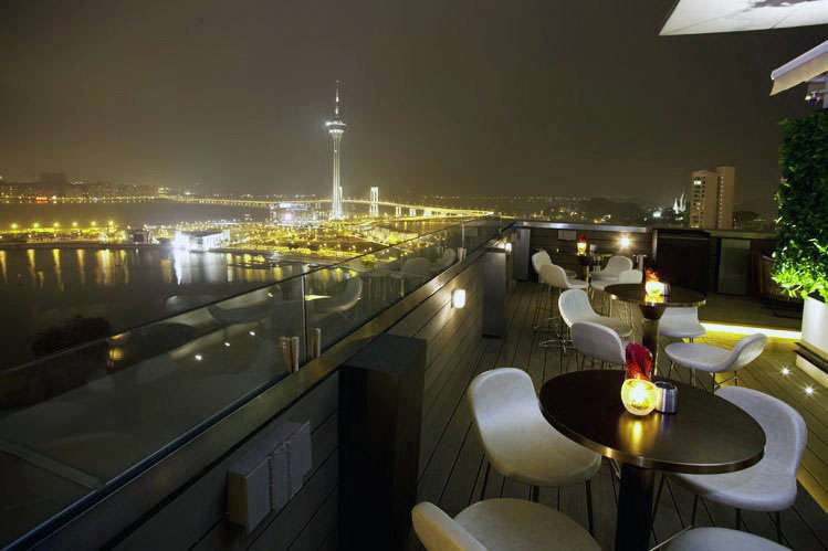 Macau Restaurants With a View sky 21
