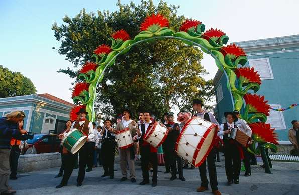 A drum group performing at Macau Lusofonia festival