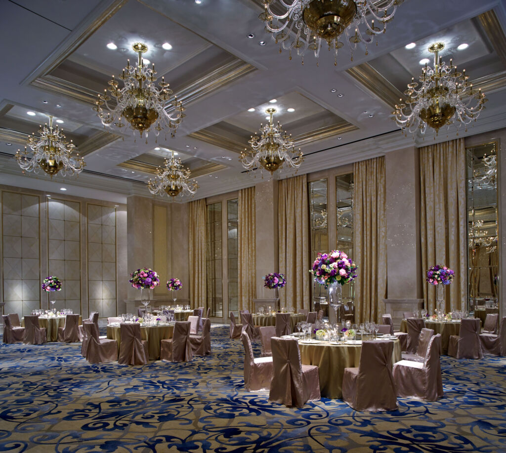 The Ritz-Carlton, Macau_Ballroom set up_Western wedding