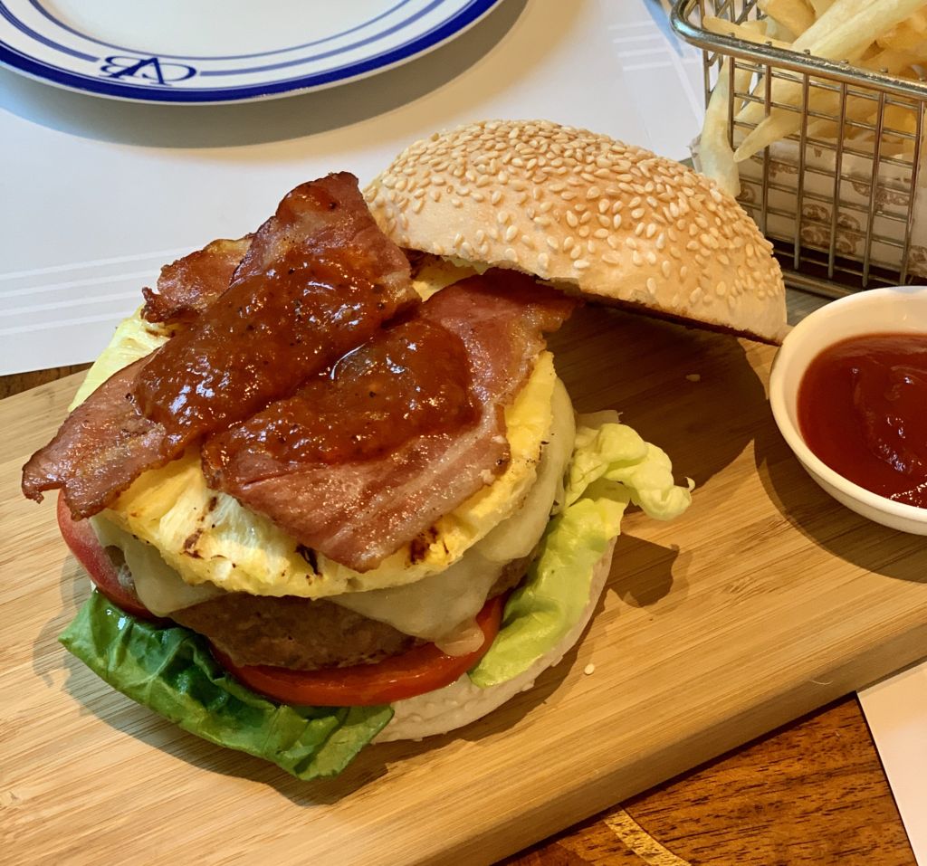Cafe Bela Vista_Prime Beef Burger6