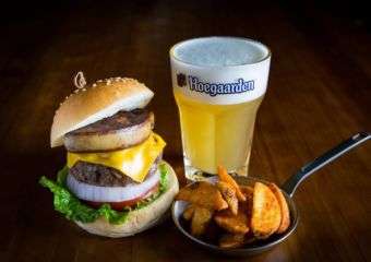 Cheeseburger and a beer at Cakez Kitchen in Macau