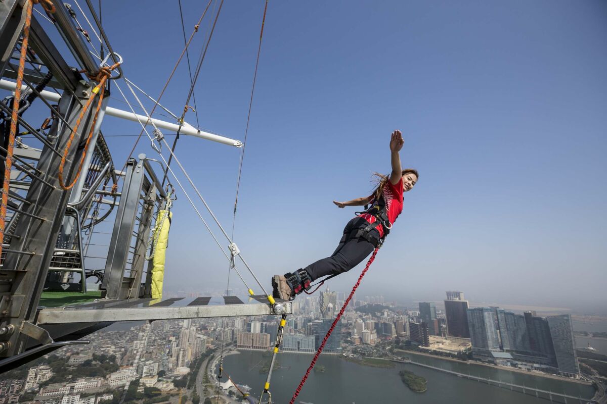 AJ Hackett Macau Tower bungy jump