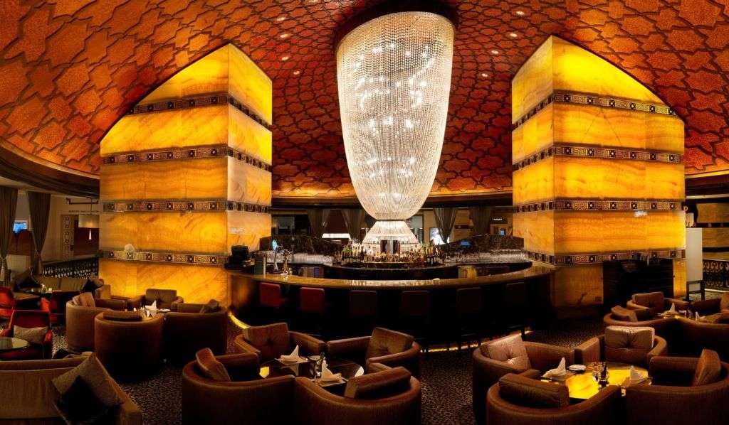 Conrad Macao bar and lounge