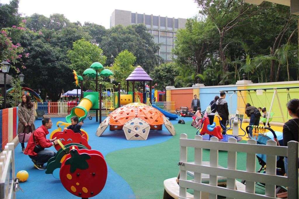 Play area for kids at Grand Lapa
