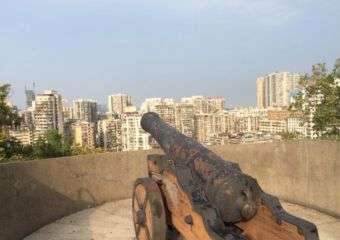 Canon at fortress at top of Mong Ha hill