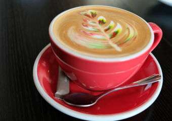 Cafe Bleisure rainbow latte