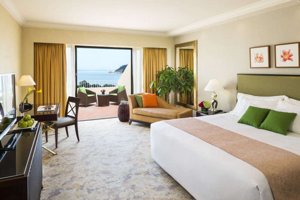 Grand Coloane Resort hotel room