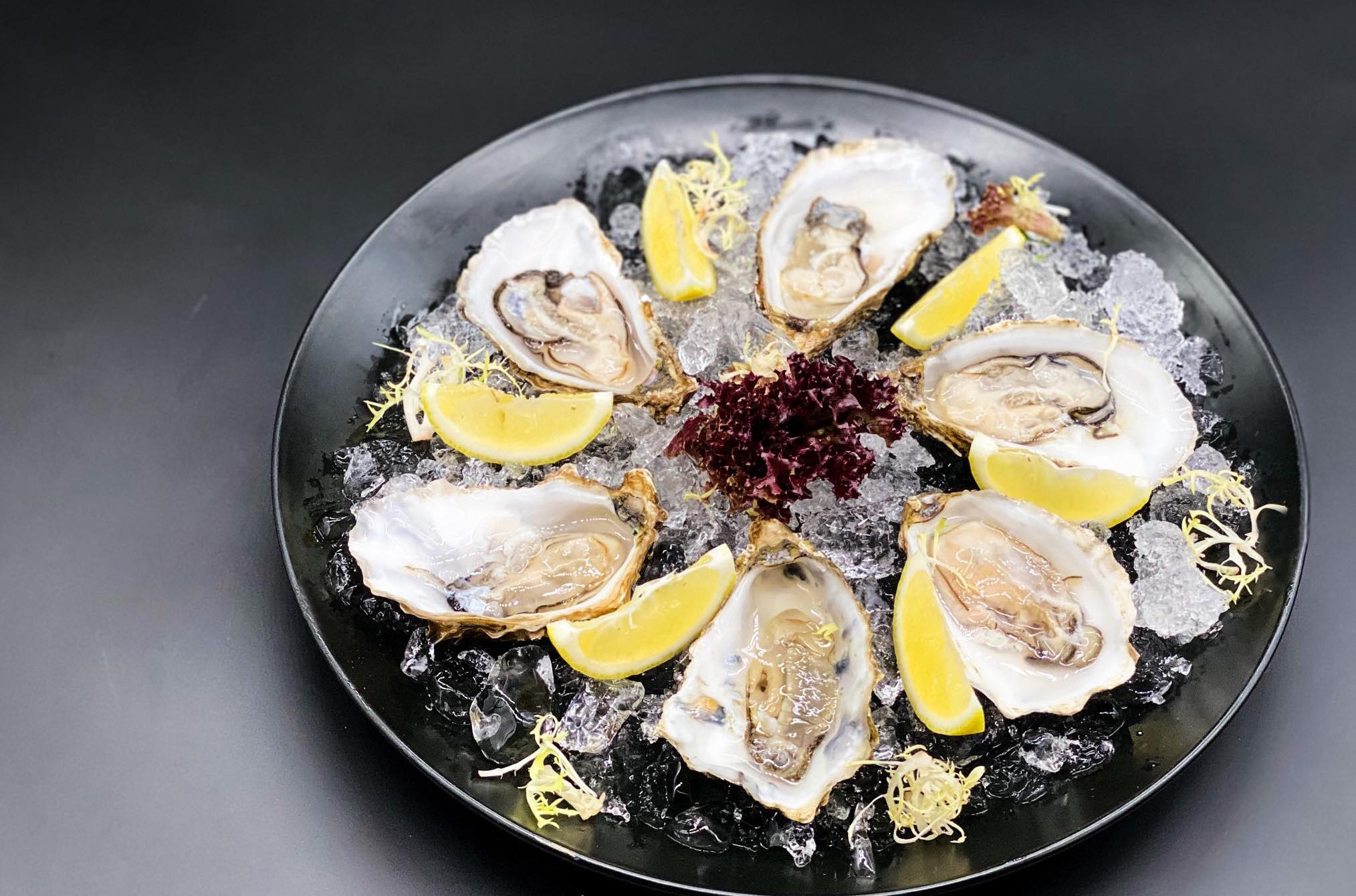 Antica Trattoria Fresh Oysters Platter