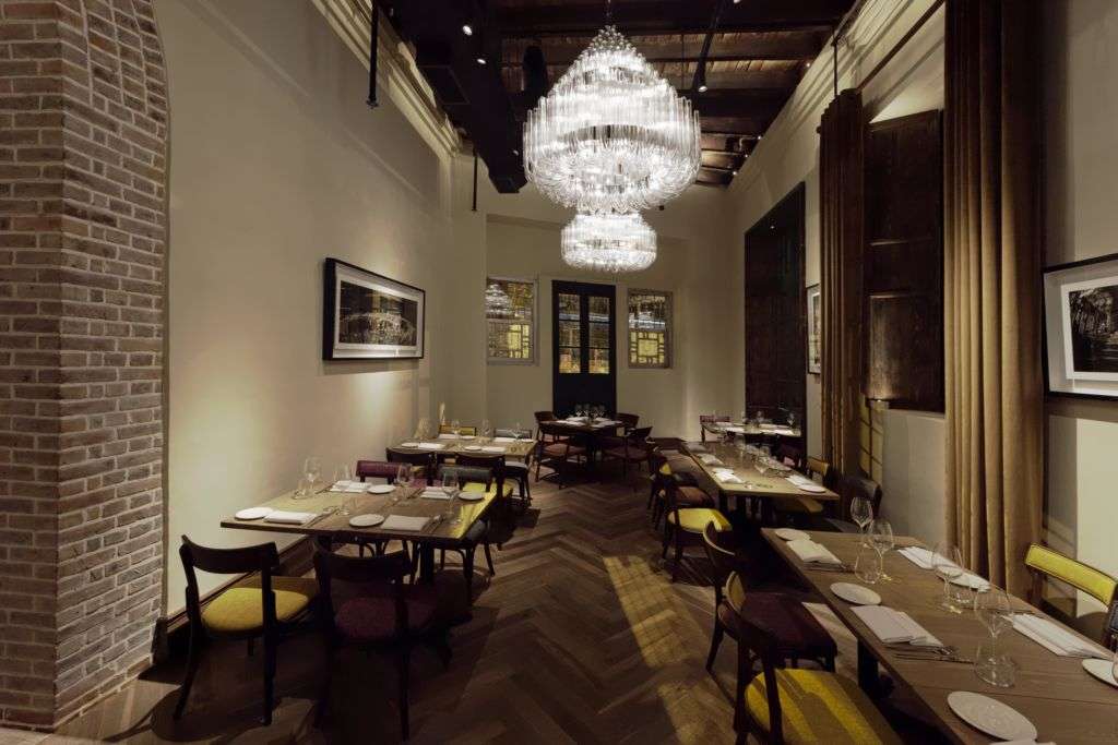 La Piola dining room. 