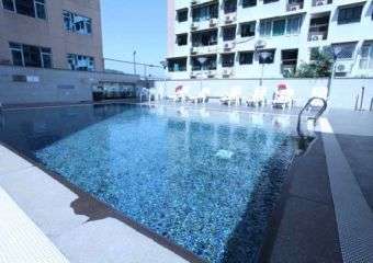 Taipa Square Hotel swimming pool