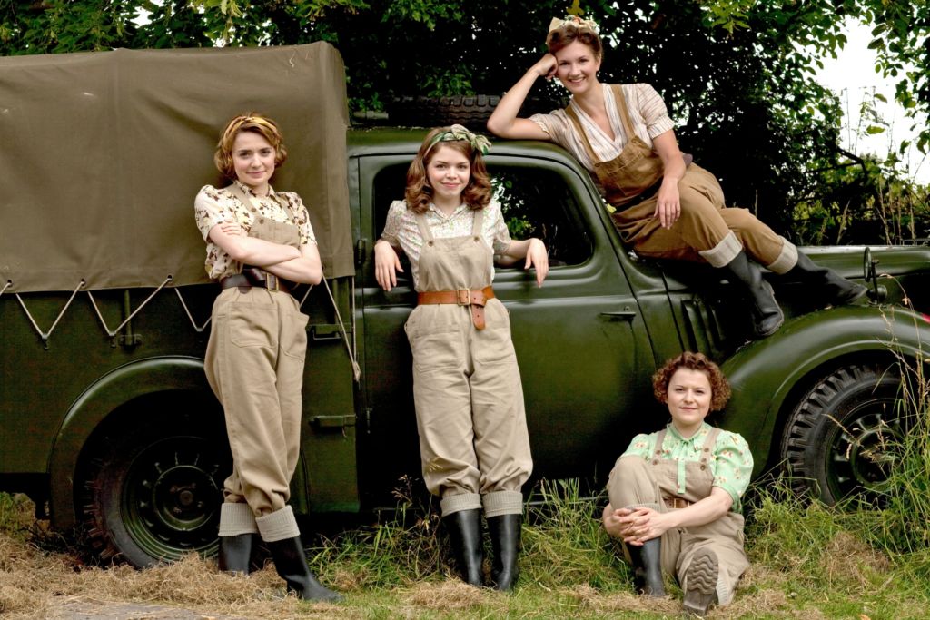 netflix land girls