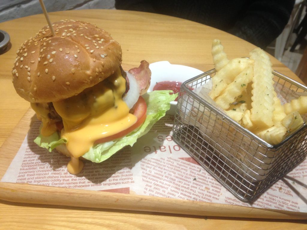 La Caffeteria burger