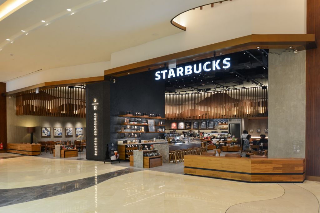 Starbucks Macau MGM COTAI store exterior