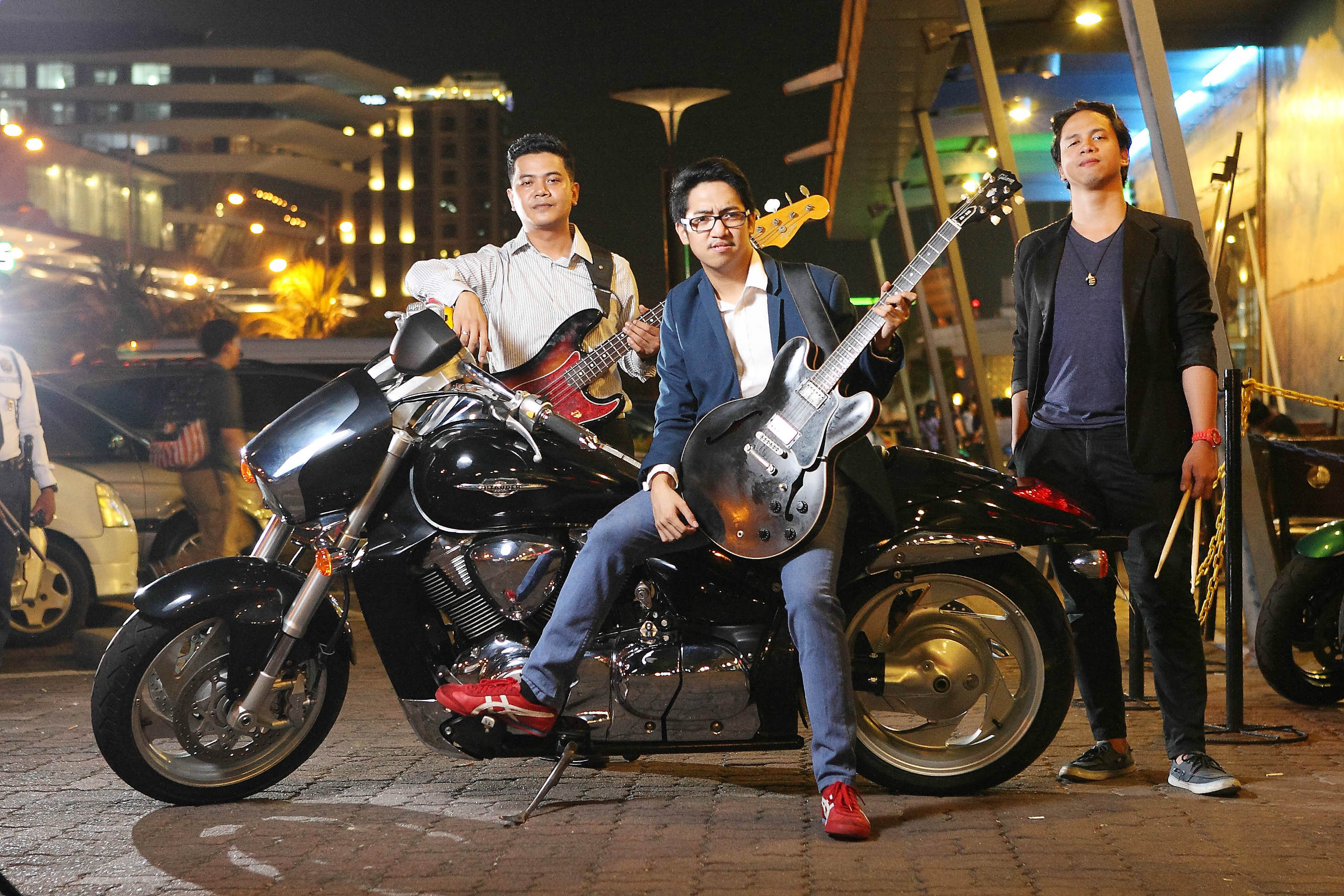 Bleu Rascals The Roadhouse Macau