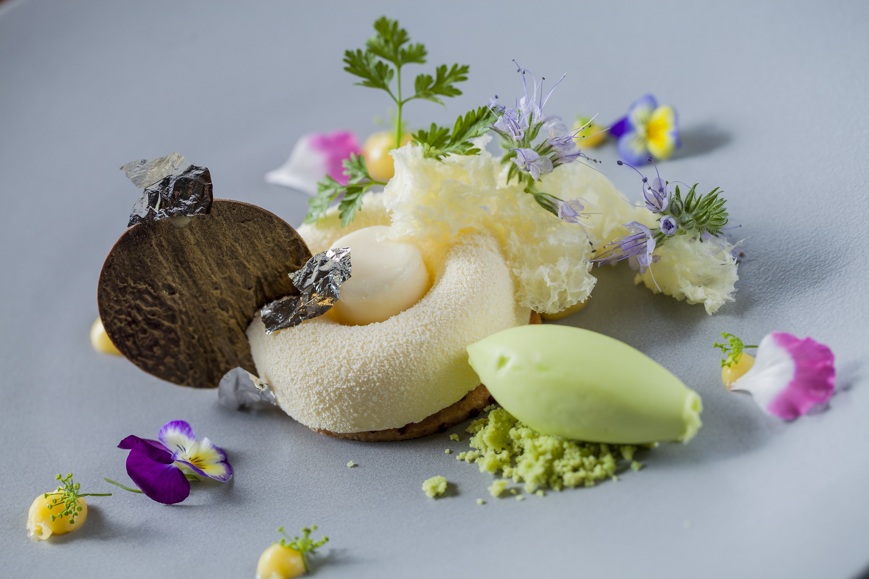 Golden Peacock Dessert