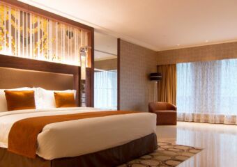 Grand Deluxe King Bedroom Jai Alai Hotel