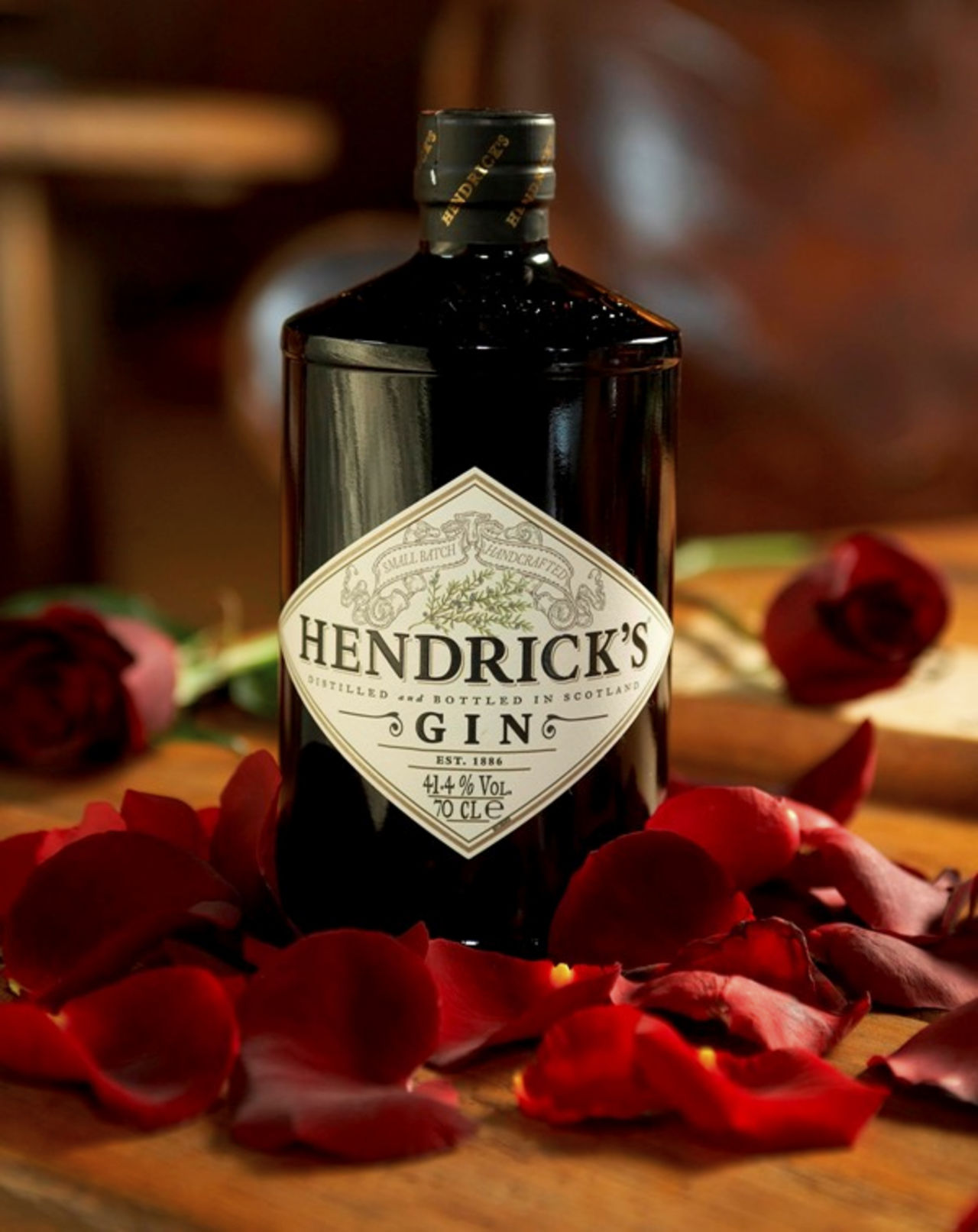 Hendrick s gin. Джин Hendrick's. Hendrix Gin. Gin «Hendrick’s» – шотландский Джин. Джин Хендрикс фото.