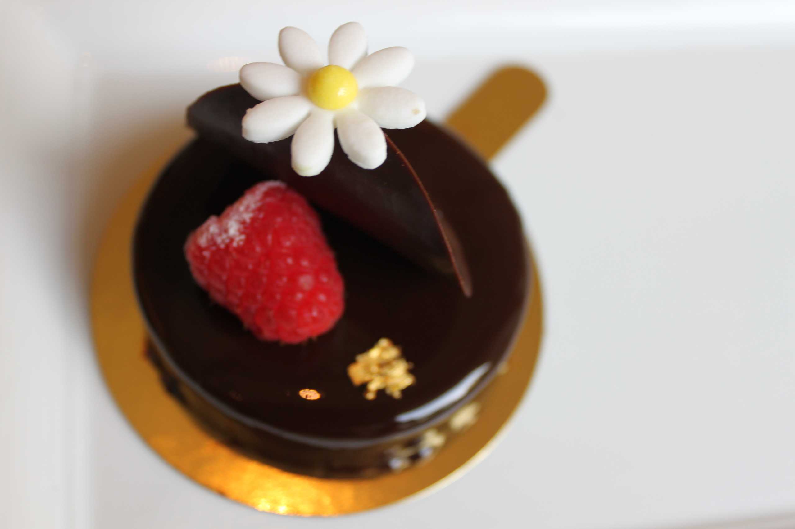 grand lapa cake chocolate lemon tart