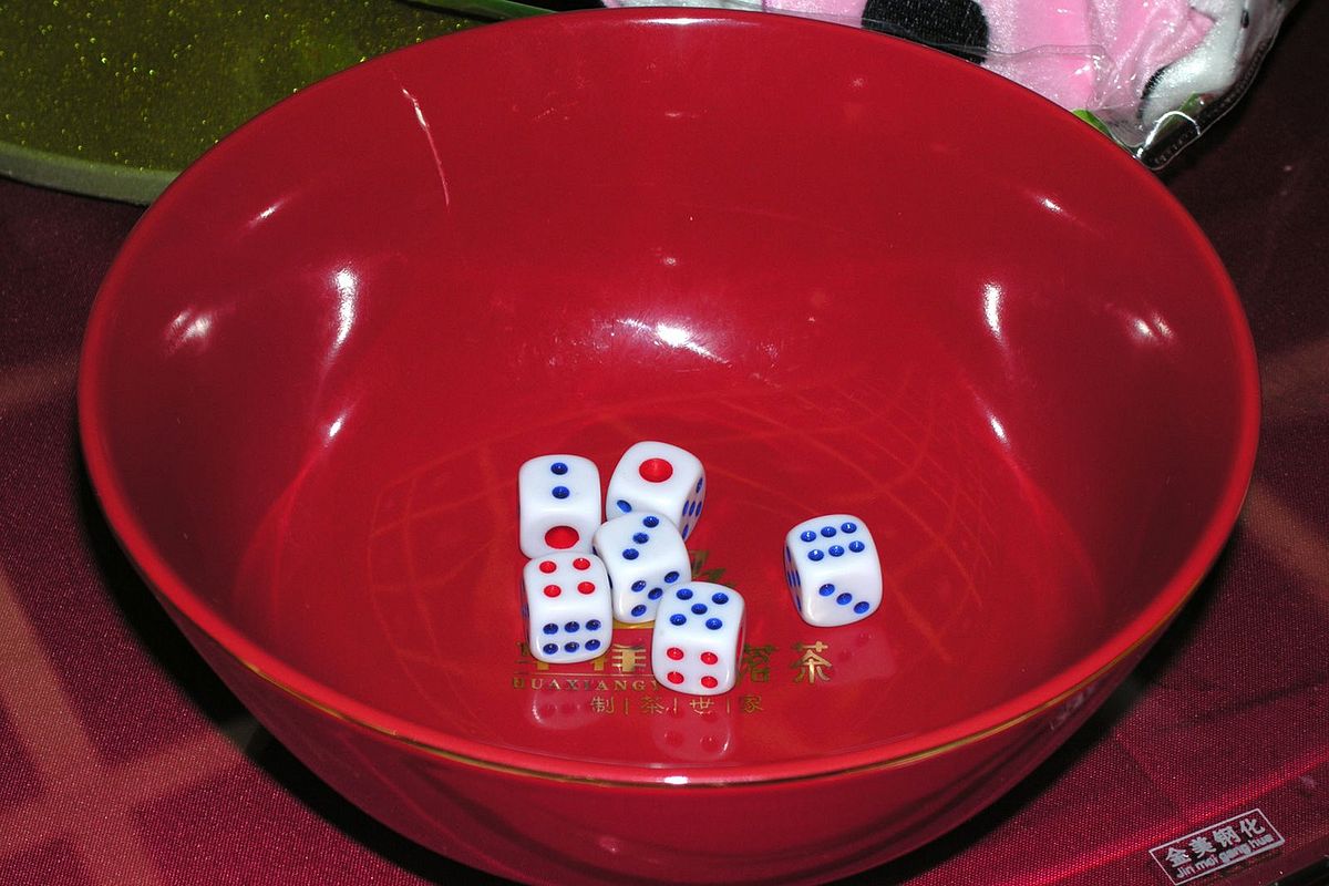 mid-autumn festival mooncake gambling