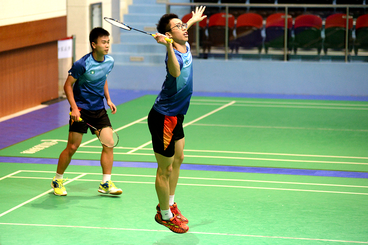 badminton players