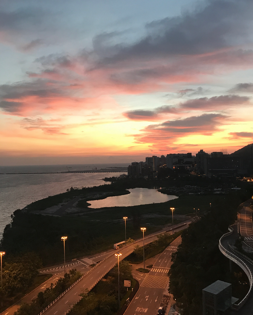 sunsets article ocean garden view by @redred_self