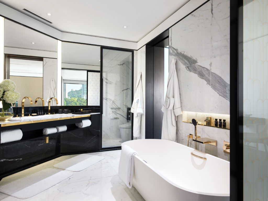 THE MURRAY – Signaure Suite Bathroom