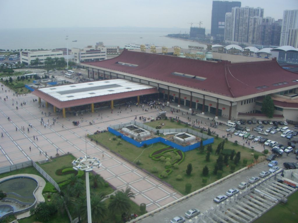 macau zhuhai border Gongbei gate