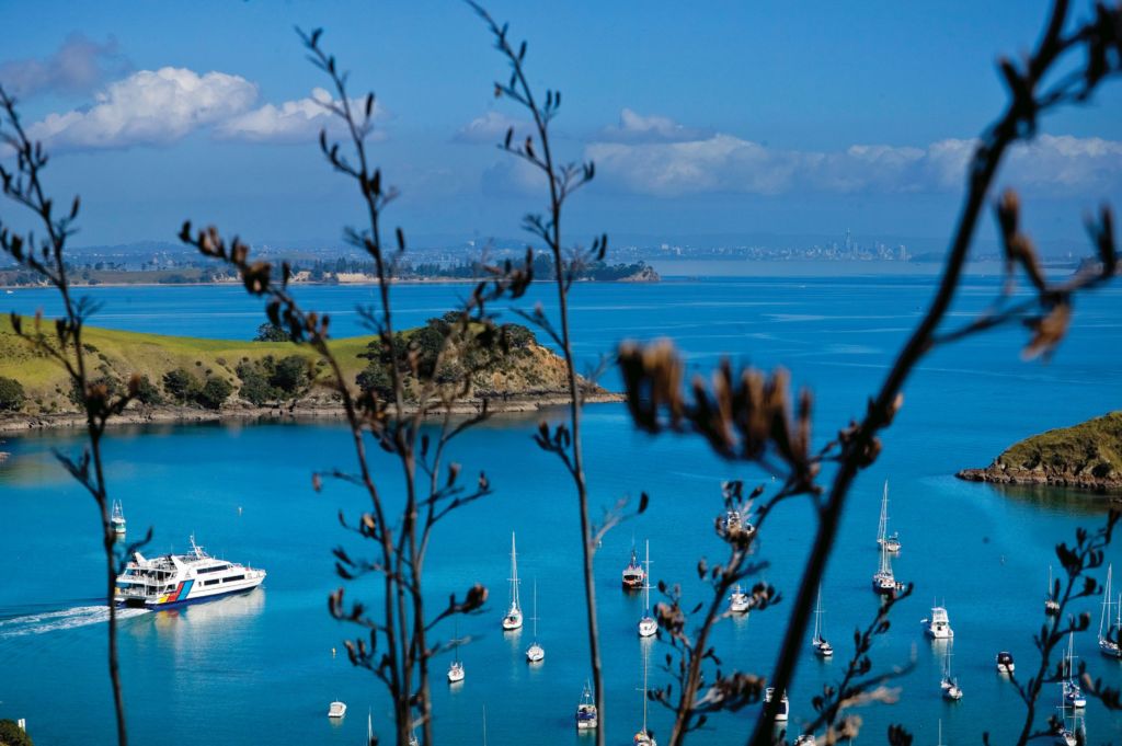 Tourism New Zealand waiheke-view-with-fullers-ferry