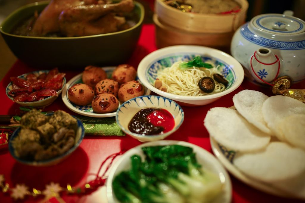 traditional chinese new year food