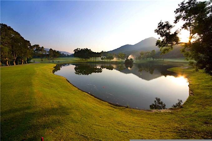 Golf in Macau Zhongshan Golf