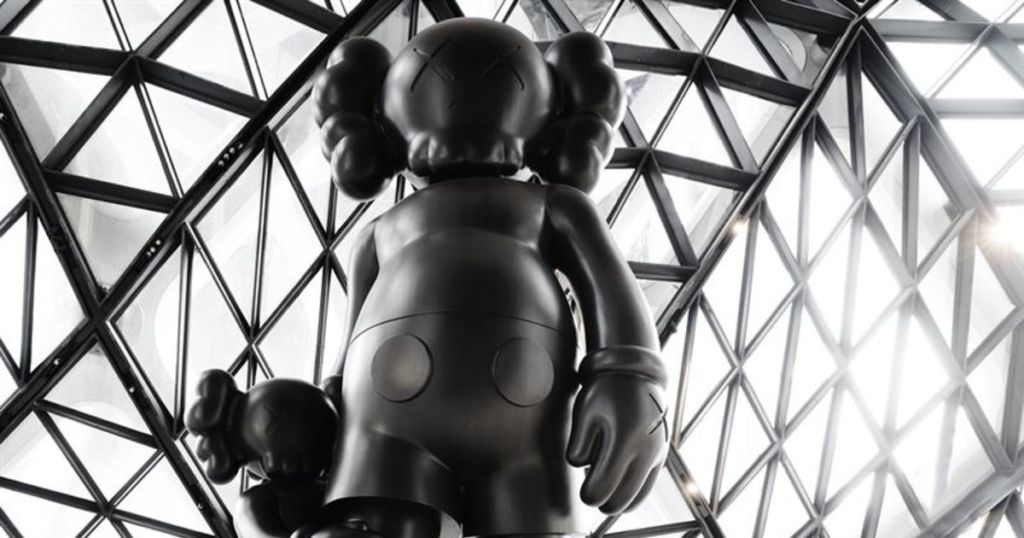 KAWS Unexpected Encounters