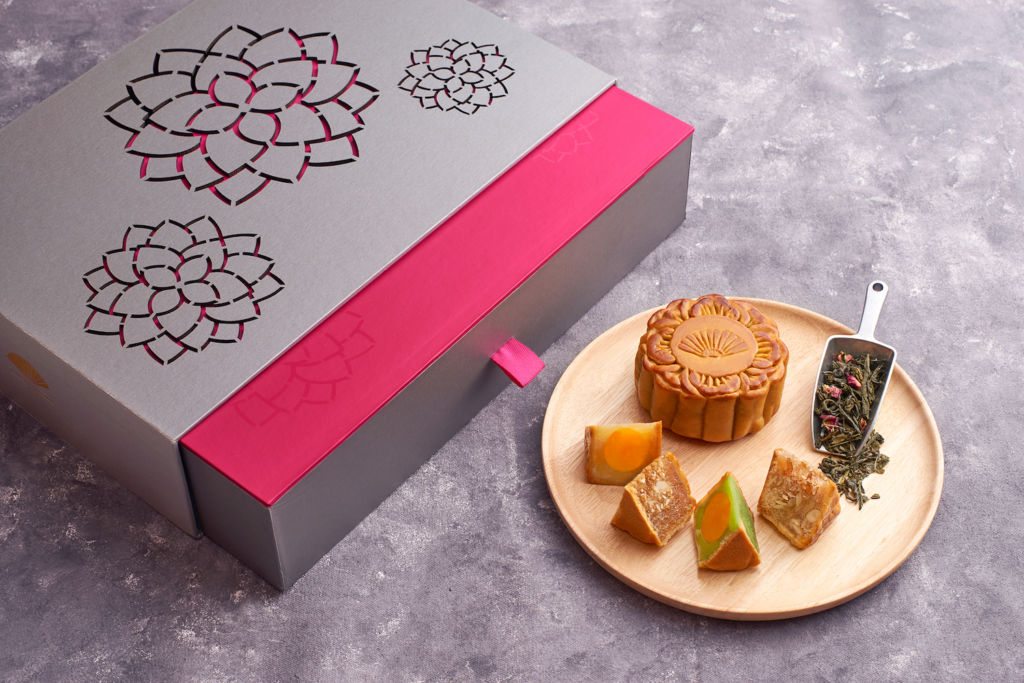 Mandarin Oriental Taste of Tradition Mooncakes by Mandarin Oriental, Macau 2