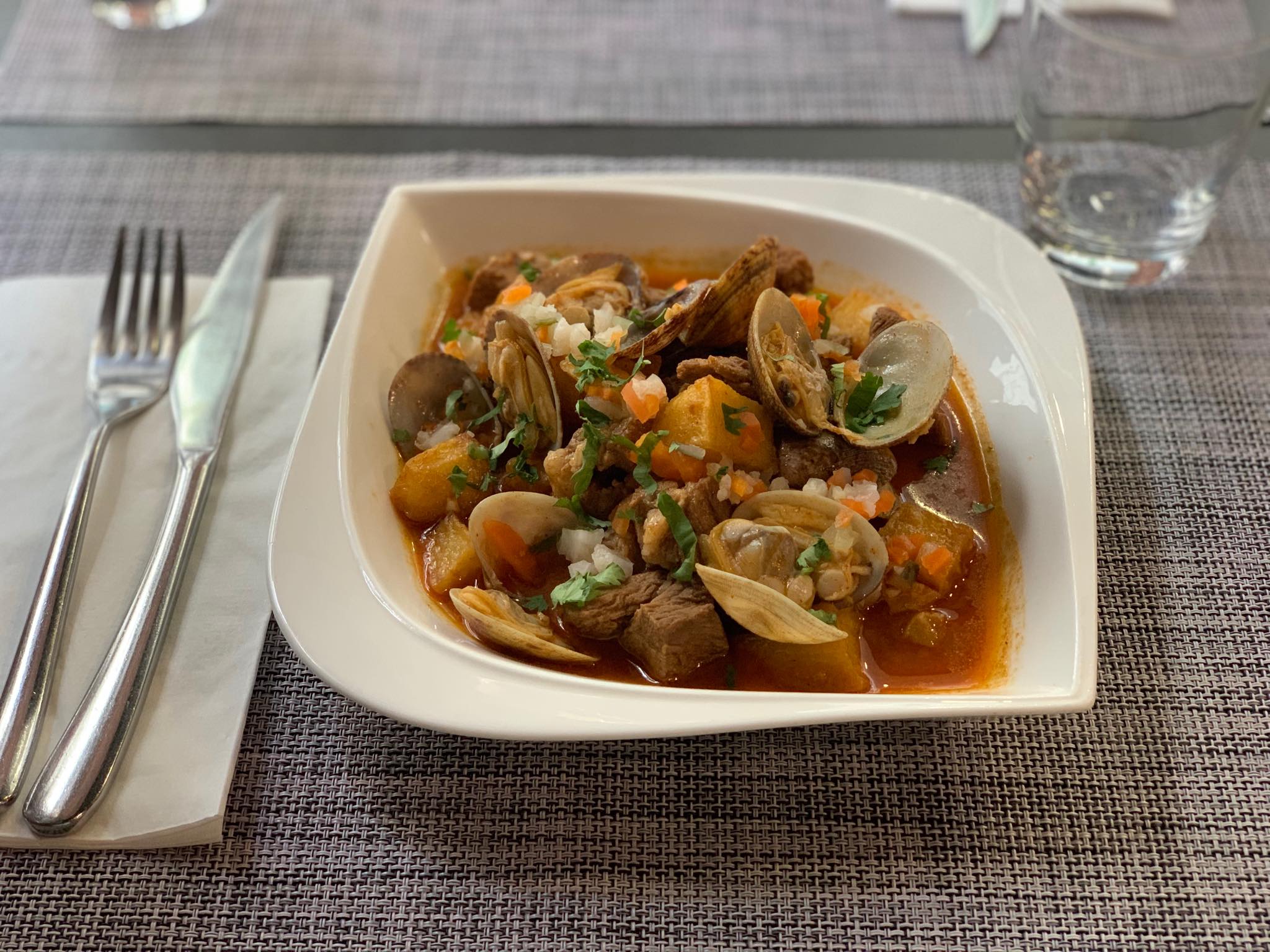 Portuguese-style-pork and clams-Mariazinha restaurant-credits-Mariazinha