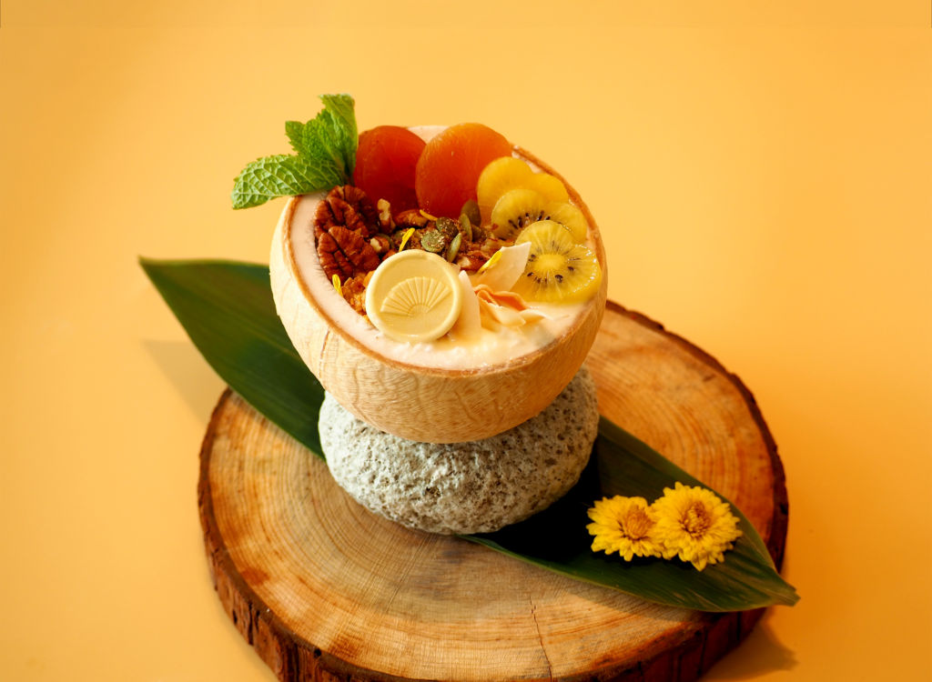 Smoothie Bowl Mandarin Oriental Lobby Lounge Breakfast