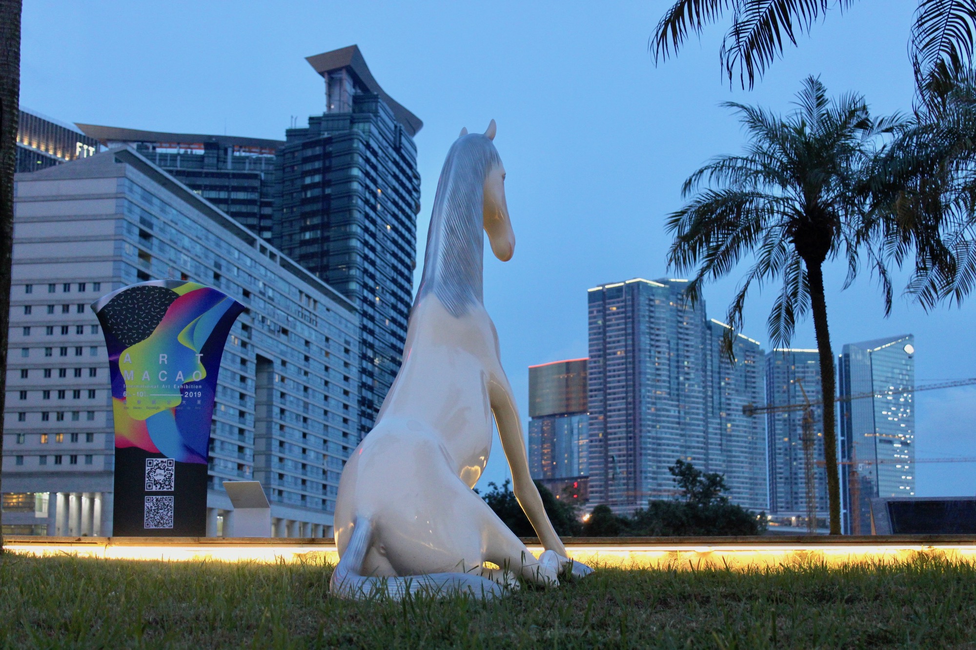 yu fan silver manned horse no5 art macao outdoor installation macau lifestyle