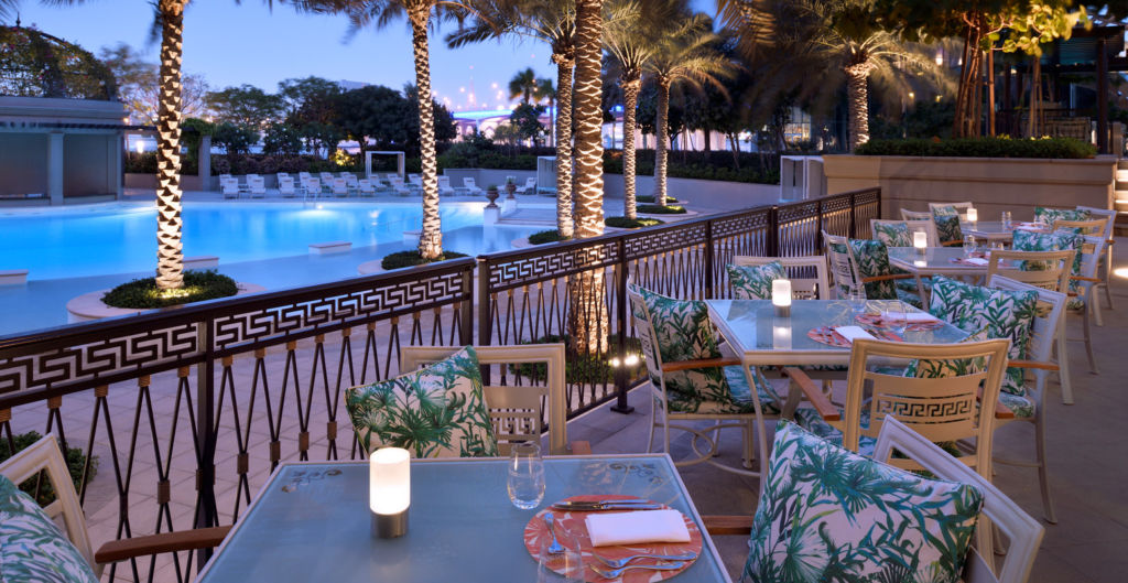 Palazzo Versace Dubai Giardino_Terrace_Night_Shot