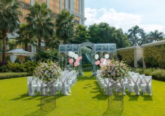 The Ritz-Carlton 5M9A8067 – RC outdoor wedding venue set up (front view)