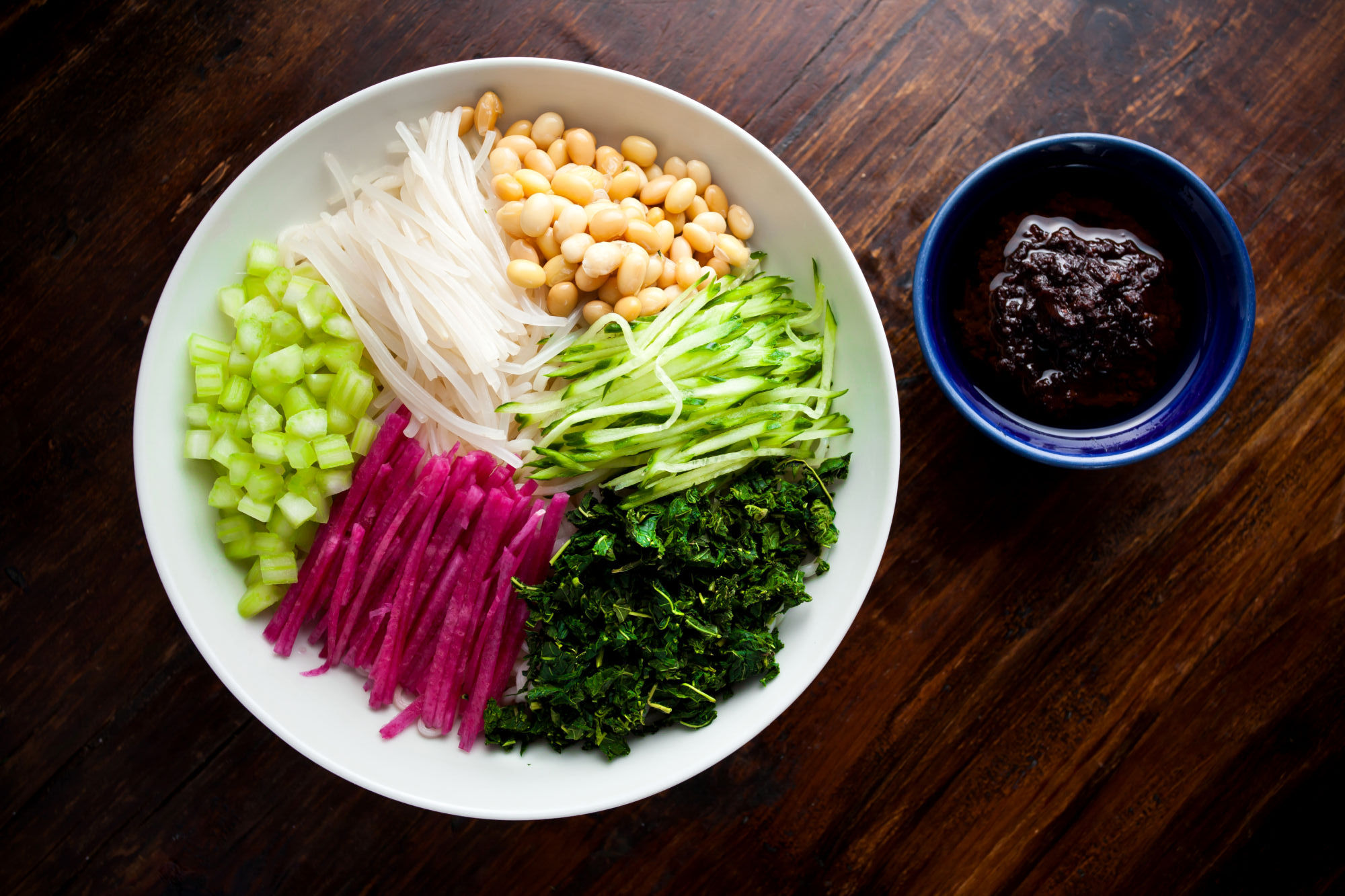 Handmade noodle, braised pork, sliced vegetable