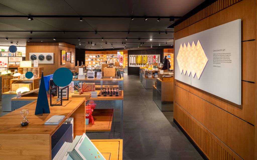 MoMA Design Store Hong Kong - The iconic We Are Happy To Serve