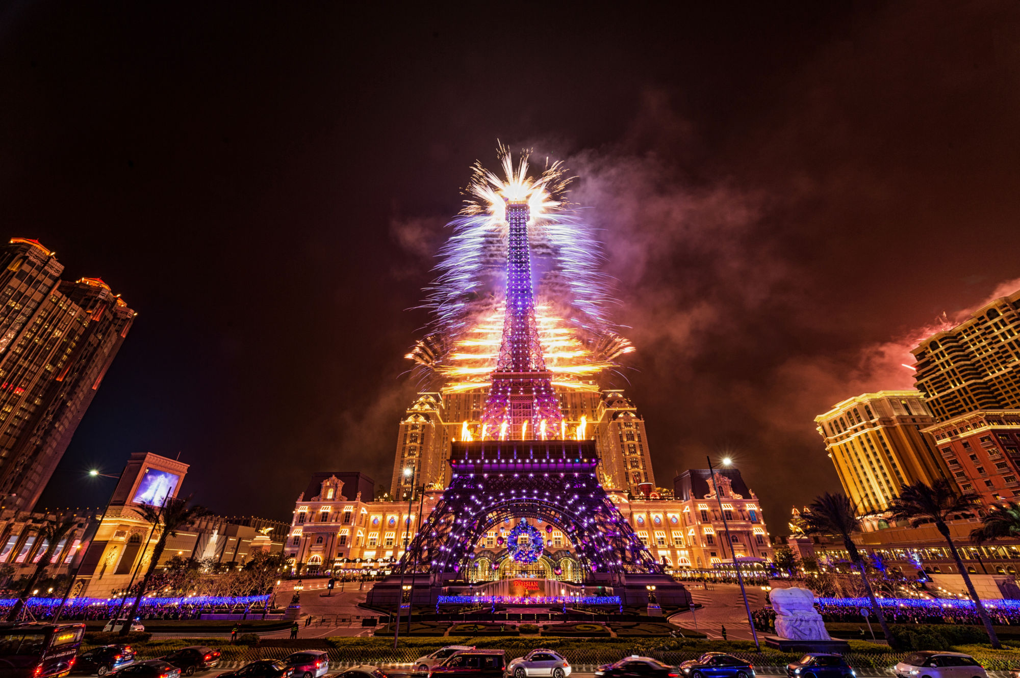 Countdown at The Parisian Macao 2020 Photo Sands Resorts Fireworks Behind the Tower