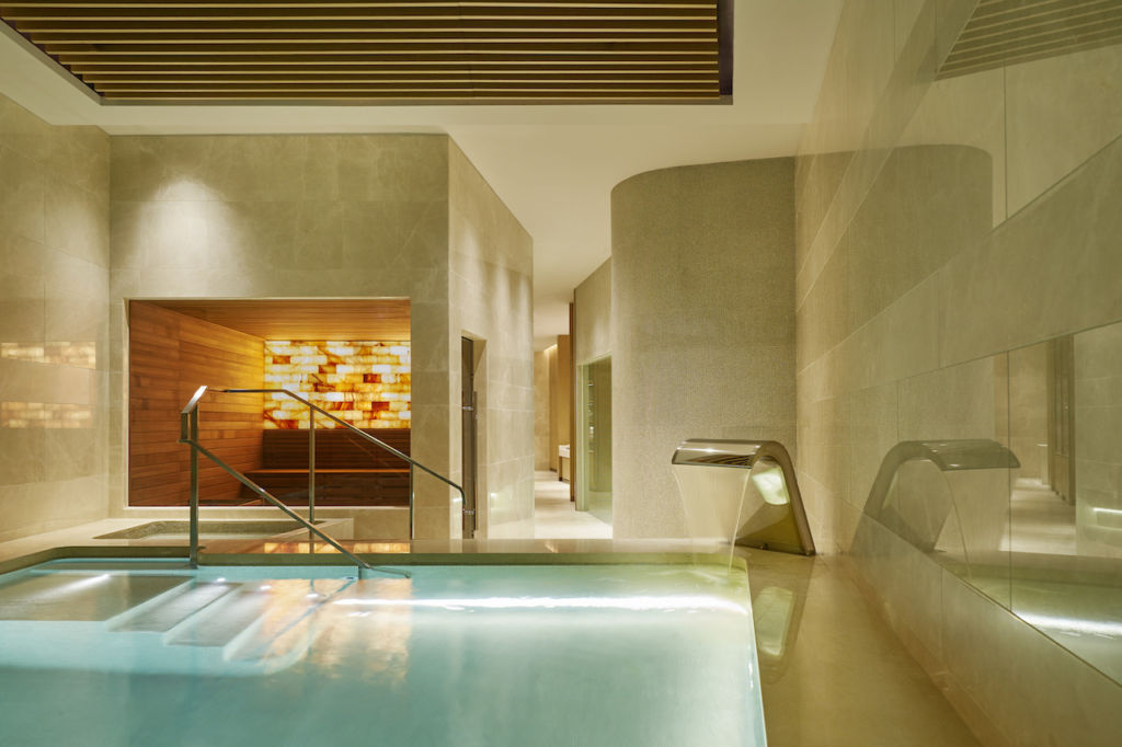 Macau Lifestyle Morpheus Spa_Vitality Pool