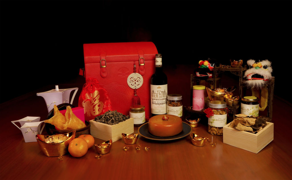 vida rica restaurant chinese new year deluxe mandarin oriental hamper