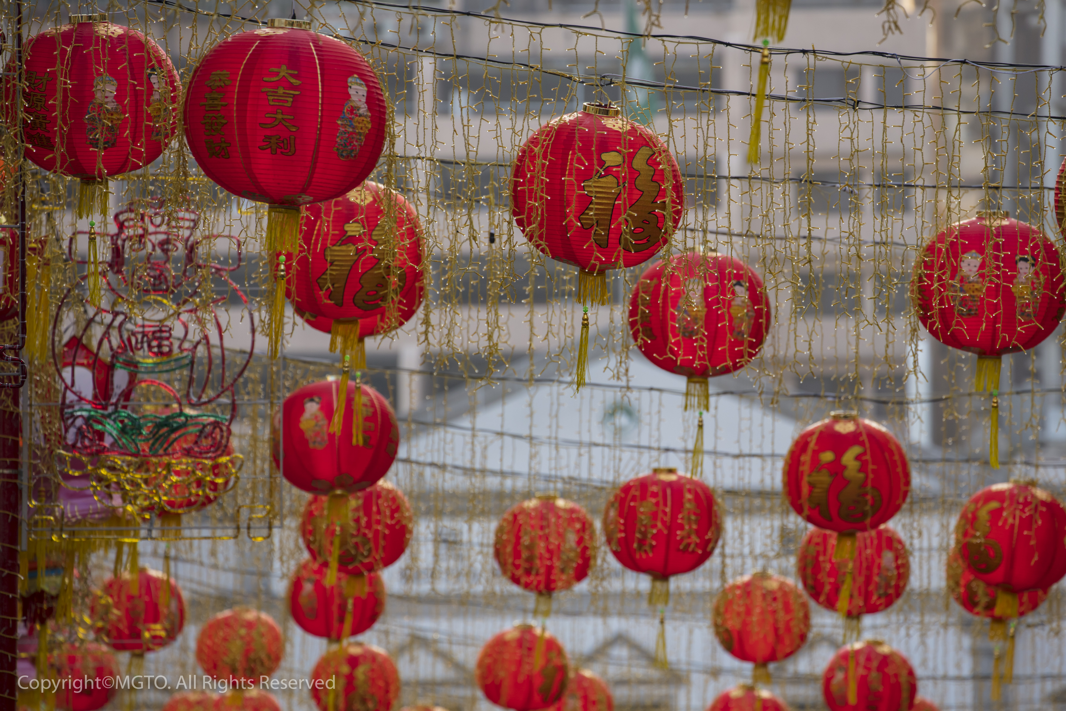 Red Chinese New Year Balloons Macao Tourism family events macau january