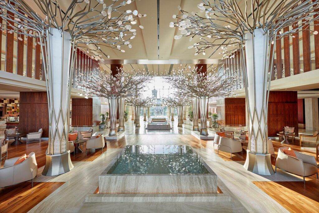 Mandarin Oriental Jumeira, Dubai lobby