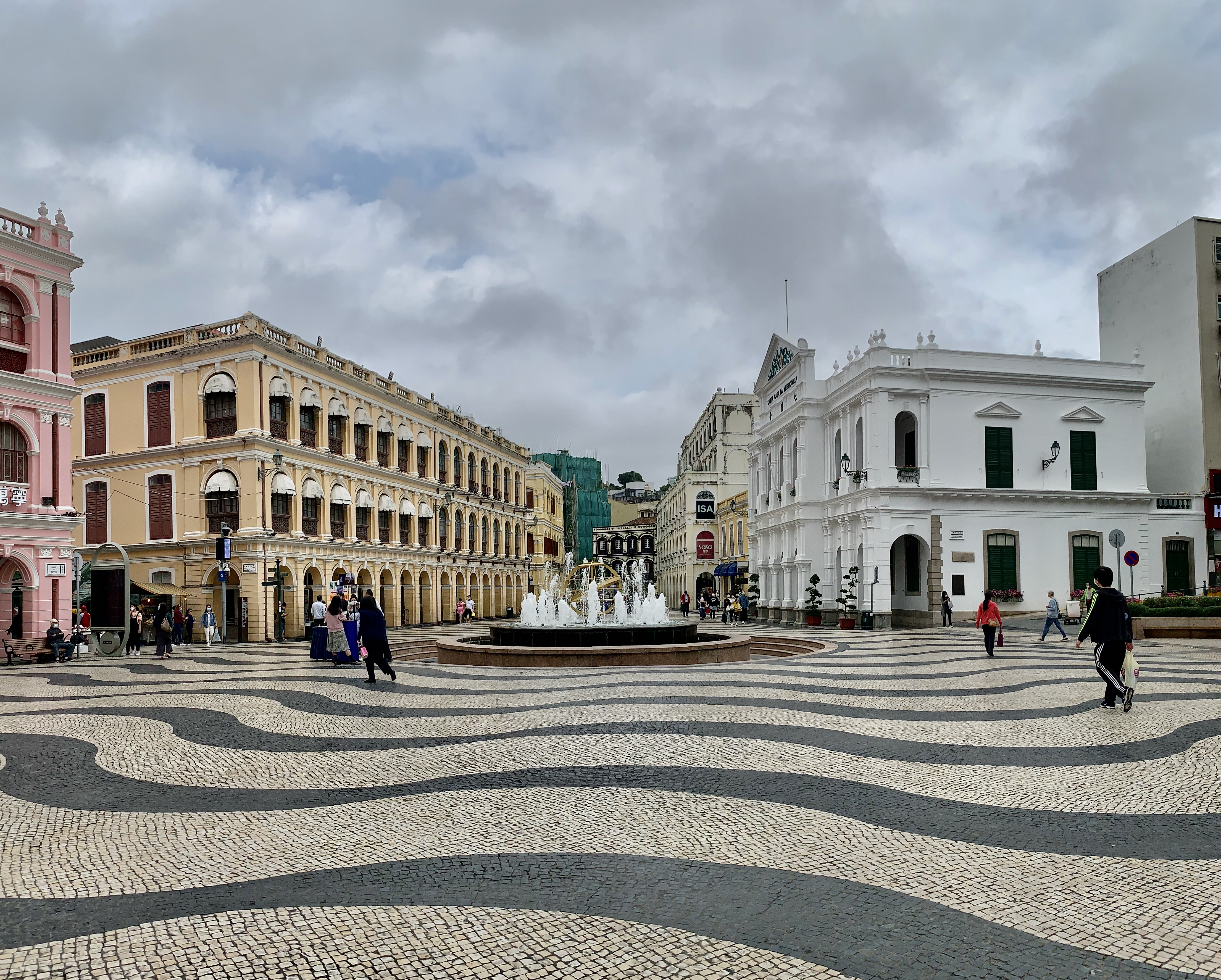 Senado Square Fish Eye View from Below Macau Lifestyle