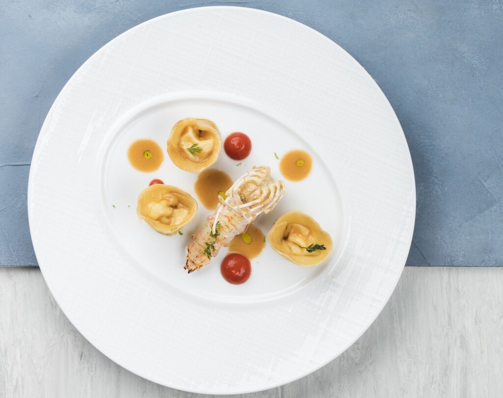 The Manor june 2020 Stories of the Sea KAMCHATKA KING CRAB and LANGOUSTINE