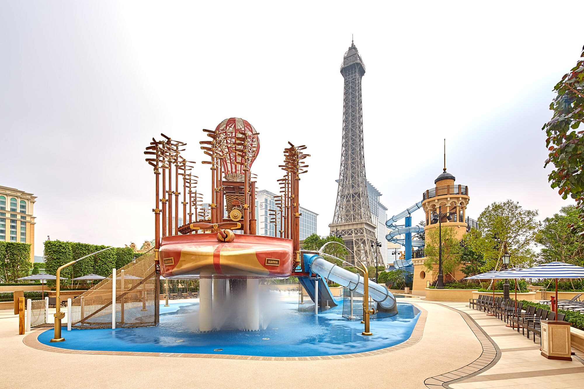 Aqua World at The Parisian Macao macau familly events august