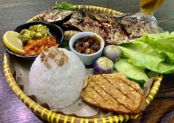 Cafe Sambal Jawa Indonesia Restaurant Interior Fried Fish with Rice and Spices from Close Macau Lifestyle.jpg