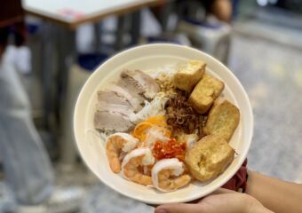 Pho Vietnam Restaurant Cold Noodles with Shrimp Tofu and Meat Macau Lifestyle