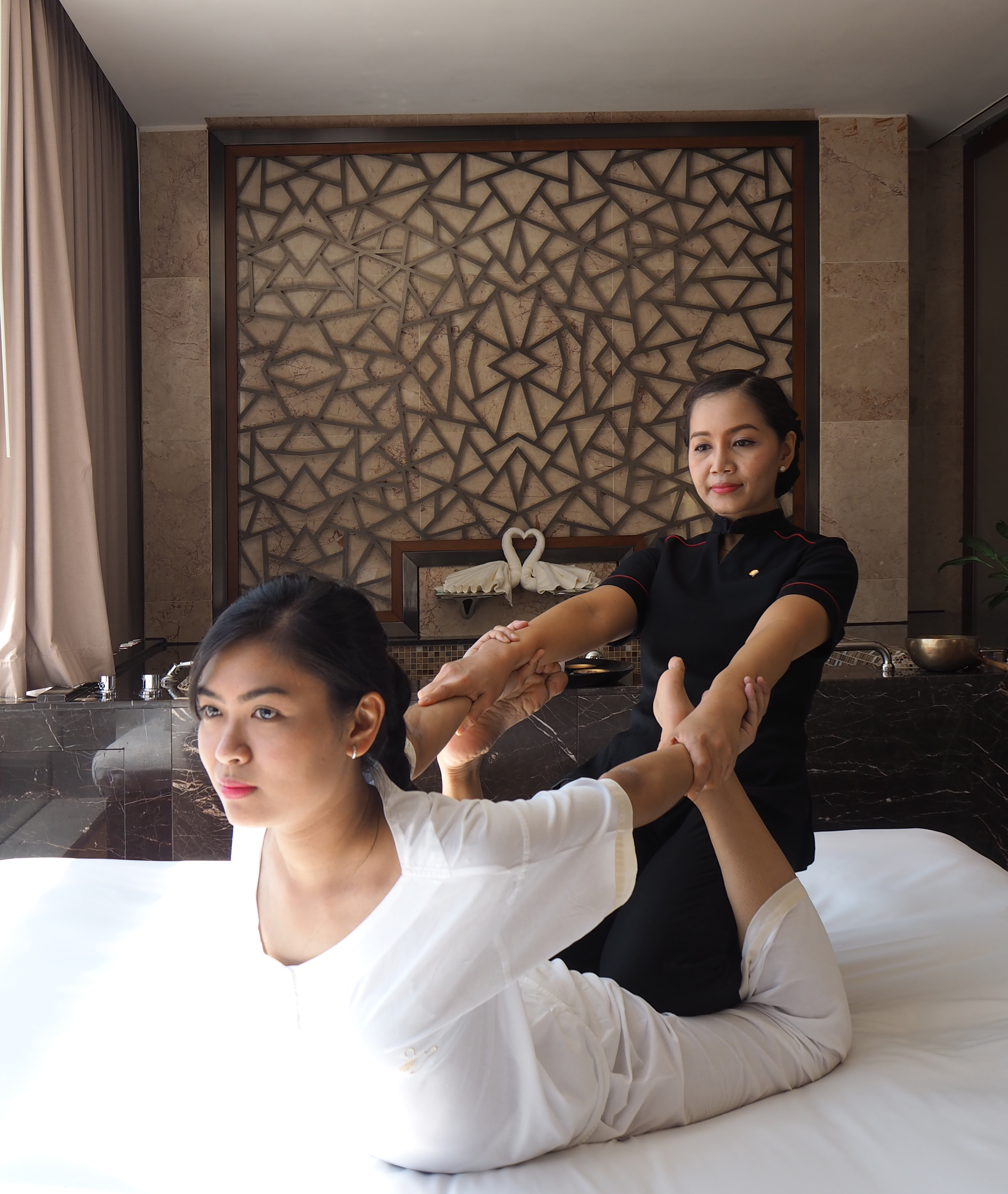 Thai-Yoga-Massage-at-MO-August